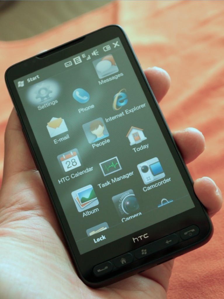 color-correct-htc-hd2-hands-on-13-767x1024